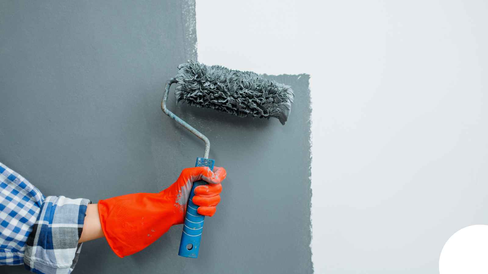 Commercial Painting in Des Moines, IA — Des Moines Painting Company Commercial Painting in Des Moines, IA — Des Moines Painting Company